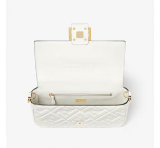 [FENDI] 여성백 펜디 Baguette FF logo bag  바케트 핸드크로스백