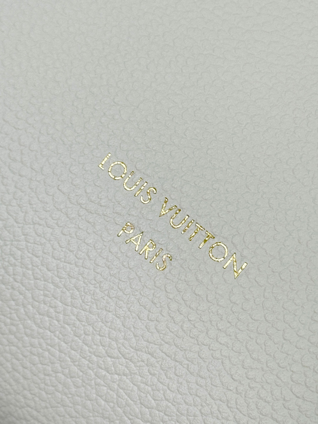 e0c06bc1bedb3f57cf43fb46274fd0ec_1760327680_6069.jpg