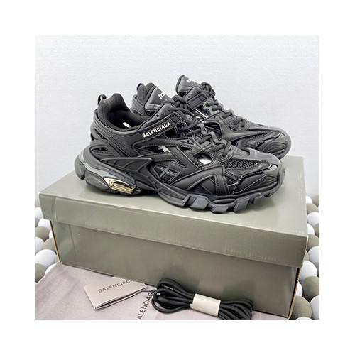 [Balenciaga] 발렌시아가 트랙 로우탑 스니커즈Track 4.0 검정