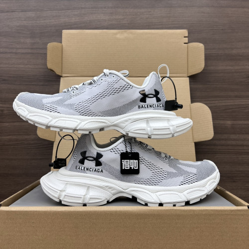 [Balenciaga] 1:1 정품급 발렌시아가X언더아머 3XL 스니커즈 로우운동화