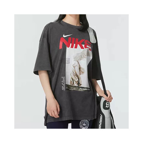 NIKE 여성 신상 나이키 라운드 캐주얼 패션 티셔츠 HF6292-060