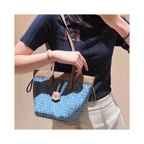 [FENDI] 여성백 펜디 오리가미 실루엣 자카드 버킷백 숄더백 8413