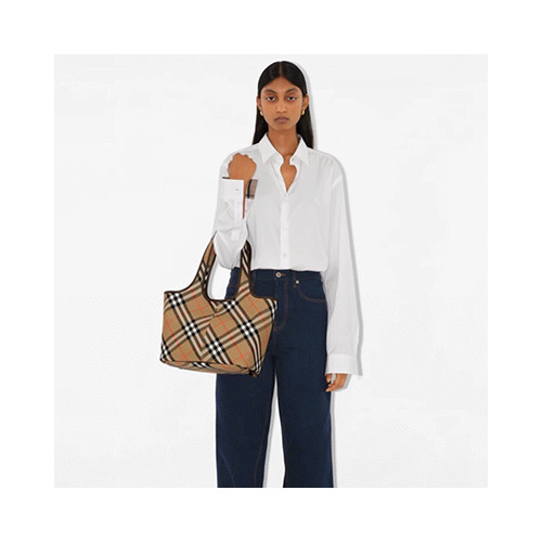 [BURBERRY] 여성백 버버리 가방 HOBO Bag 빈티지 호보백 685155