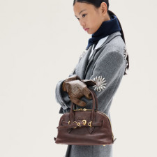 [MIUMIU] 여성백 Aventure Bag 아방뛰르 미우 나파가죽 탑핸들토트백