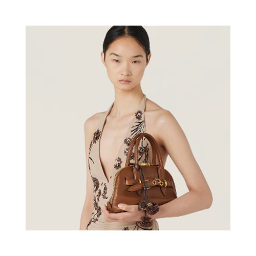 [MIUMIU] 여성백 Aventure Bag 아방뛰르 미우 나파가죽 탑핸들토트백