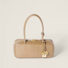 [MIUMIU] 여성백 Beau Bag 아방뛰르 미우미우 보 가죽 탑핸들토트백