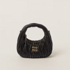 [MIUMIU] 여성백 Wander Bag 완더 마테라쎄 나파 가죽 호보미니백