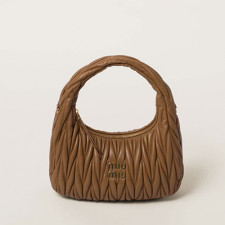 [MIUMIU] 여성백 Wander Bag 완더 마테라쎄 나파 가죽 호보 미듐미니백
