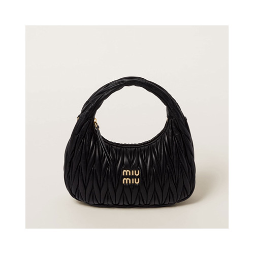 [MIUMIU] 여성백 Wander Bag 완더 마테라쎄 나파 가죽 호보 미듐미니백