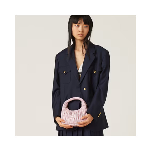 [MIUMIU] 여성백 Wander Bag 미우미우 완더 마테라쎄 나파가죽 호보핸드백