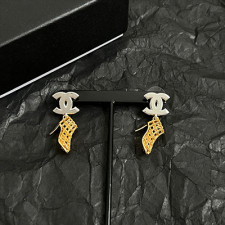 [여성귀걸이] CHANEL 신상 샤넬 빈티지 캐주얼 주얼리 이어링